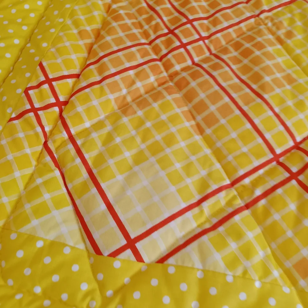 Vintage 70s Fieldcrest Reversible Cotton Twin Orange Yellow Polka Dot Comforter